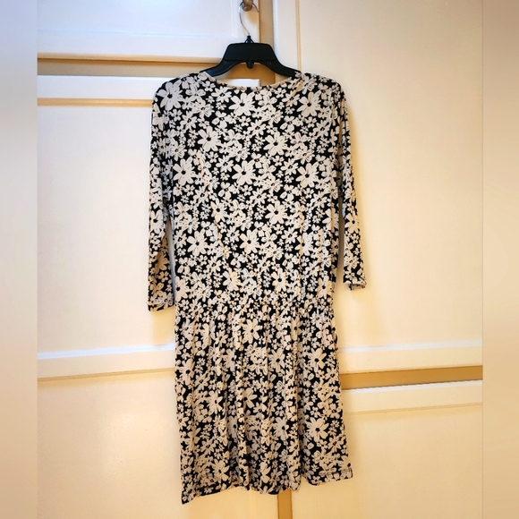 Kaleigh Keeney Knit Floral Black and White Romper - Picture 3 of 10